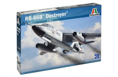 1375ИТ Военный самолет DOUGLAS RB 66B DESTROYER IT 17QV00 Italeri