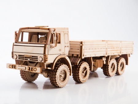 11004BAUMI Сборная модель КАМАЗ-6350 Бортовой Baumi