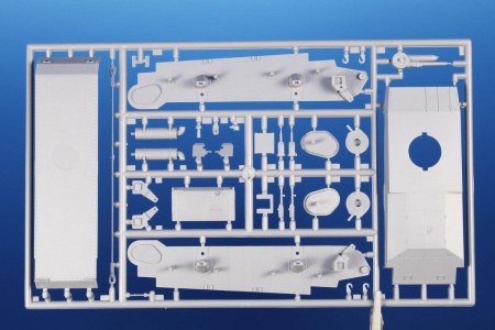 T35026 Skoda T-11 Bulgarian Tank Special Hobby