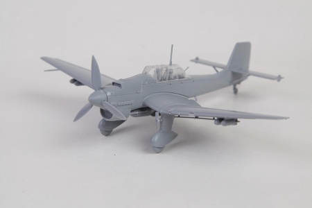 7306 Самолет Ju-87B2 Звезда