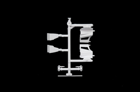 3641ИТ Авто LANCIA LC2 24h Le Mans 1983 Italeri