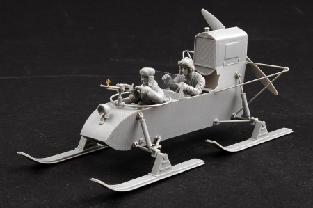 02322P Советские боевые аэросани РФ-8/Горький-98 Trumpeter