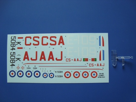 KPM0101 DH-88 Comet RAF KP Models