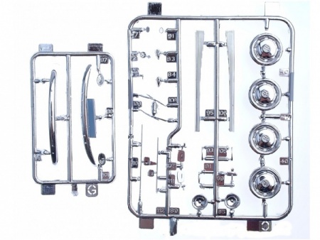 07083 Автомобиль Фольксваген Жук 1500 (Лимузин) Revell 07083 Автомобиль Фольксваген Жук 1500 (Лимузин) Revell
