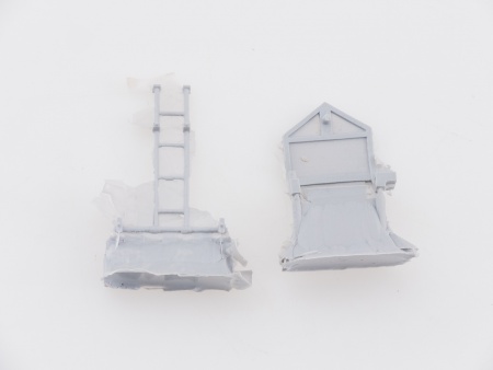 1335AVD Сборная модель Маз-200 Кунг AVD Models