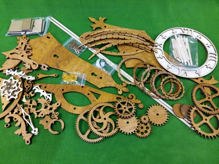 7001 часы деревянные сборная модель СВ Модель