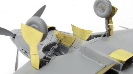 MD 048035 Як-9Д (Звезда)