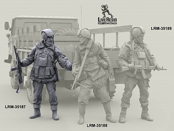 LRM35187 Военнослужащие ВВ, готовятся к атаке - 1