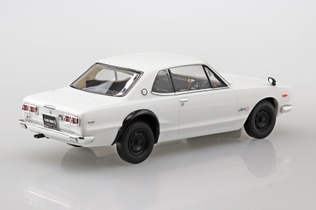 05883 Nissan Skyline 2000 GT-R (White) Aoshima