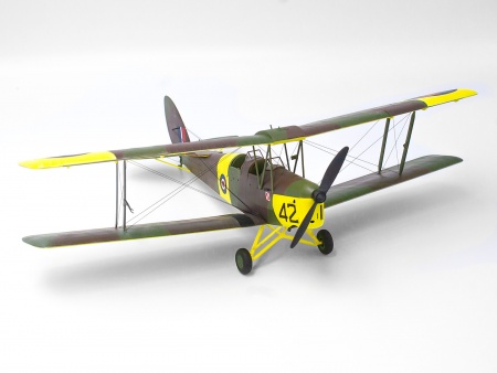 32037 DH. 82А Tiger Moth с кадетами RAF ICM