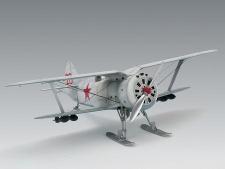 48096 И-153, Советский истребитель-биплан ІІ МВ (зимняя модификация) ICM 48096 И-153, Советский истребитель-биплан ІІ МВ (зимняя модификация) ICM