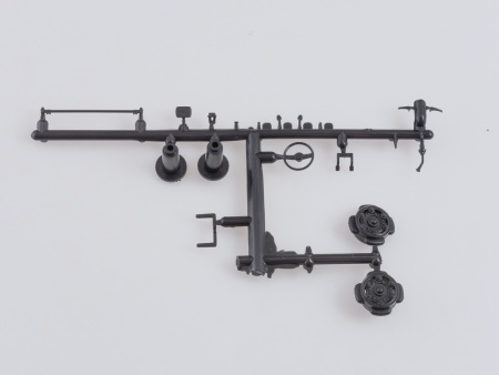 7043AVD Сборная модель МАЗ-6422 с полуприцепом МАЗ-9758 AVD Models 7043AVD Сборная модель МАЗ-6422 с полуприцепом МАЗ-9758 AVD Models