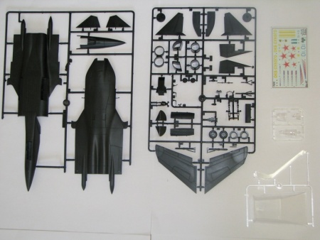 7215 Самолет Су-47 Беркут Звезда