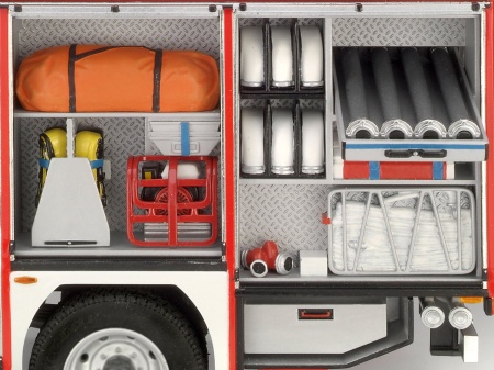 07452 Пожарная машина Schlingmann HLF 20 VARUS 4x4 Revell