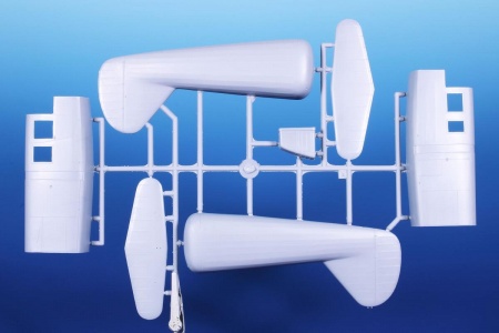 SH48201 Focke Achgelis FA 223 Drache Captured Special Hobby