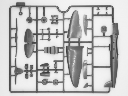 72231 Не-70 F-2, самолет-разведчик ВВС Испании ICM 72231 Не-70 F-2, самолет-разведчик ВВС Испании ICM
