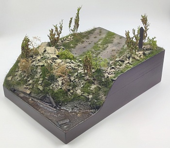 HE-35185 Подставка Обзор на Холме (Деревья и кустарники в комплекте, без посадки на место)