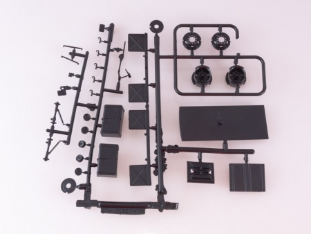 7057AVD Сборная модель МАЗ-200В с полуприцепом МАЗ-5215 AVD Models