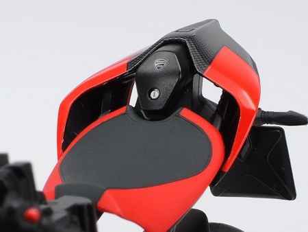 14140T Ducati Superleggera V4 Tamiya