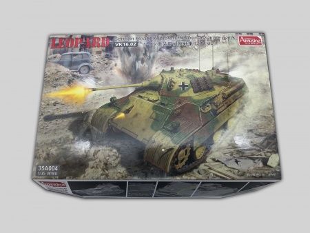 AH35A004 German Heavy Armored Reconaissance Tank LEOPARD VK1602 Amusing Hobby