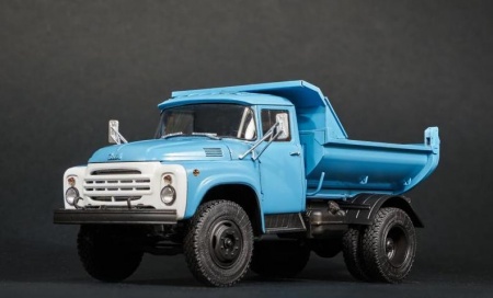 3503AVD Сборная модель ЗИЛ-ММЗ-555 самосвал AVD Models 3503AVD Сборная модель ЗИЛ-ММЗ-555 самосвал AVD Models