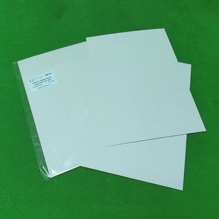 5611 картон модельный (пивной) лист 1,0 мм -175х250 мм - 2 шт