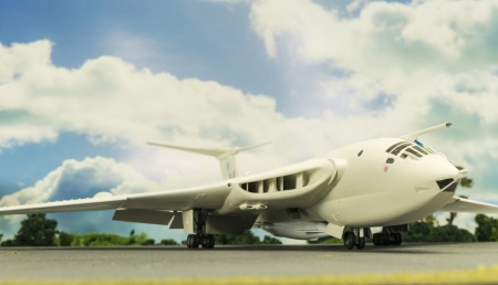 A12008 Самолет Handley Page Victor B.2 1/72 Airfix