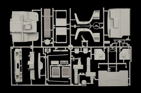 3939ИТ Грузовик IVECO TURBOSTAR 190.42 CANVAS TRUCK Italeri