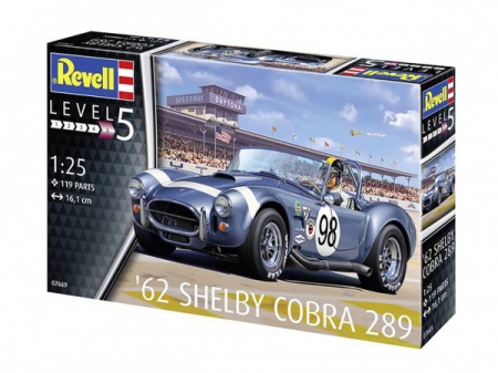 07669RE Британский спортивный автомобиль AC Cobra 289 Revell