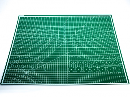 100105RK Коврик для резки А2, 5 слоёв, зеленый цветочная поляна