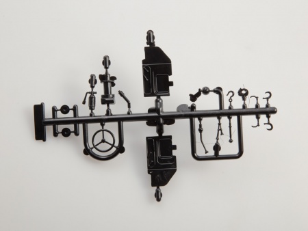 1533AVD Сборная модель Вездеход ЗИЛ-132 AVD Models