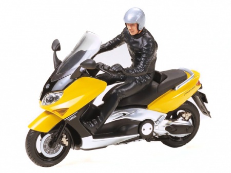 24256T 1/24 Yamaha TMAX скутер с фигурой Tamiya