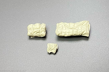 HM02003 Миниатюры две скатки и сумка