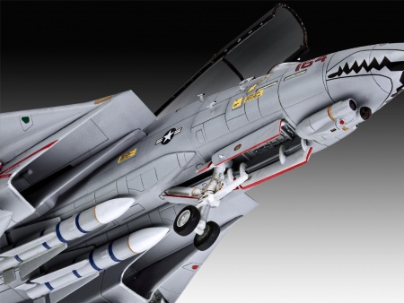 03960 Палубный истребитель Грумман F-14D Super Tomcat Revell