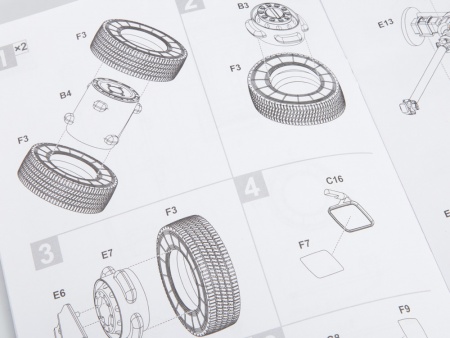 1455AVD Сборная модель МАЗ-5440 седельный тягач AVD Models