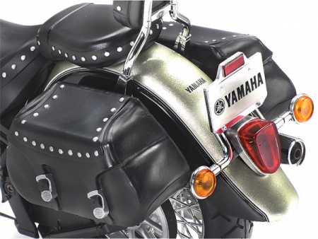 14135T 1/12 Yamaha XV1600 RoadStar Custom Tamiya