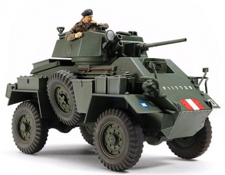 32587 Английский бронеавтомобиль 7ton Armored Car Mk.IV с фигурой командира Tamiya