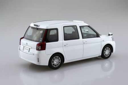 05712 Toyota NTP10 JPN Taxi '17 Super White Aoshima