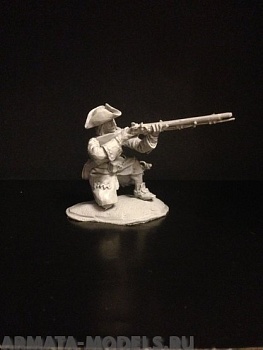 104ТБ ВИМ, пеший фузилер стреляющий стоя на одном колене, 54 мм