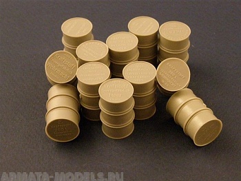 RE35-039 Дополнение для моделей WWII German Fuel Drums (200L)
