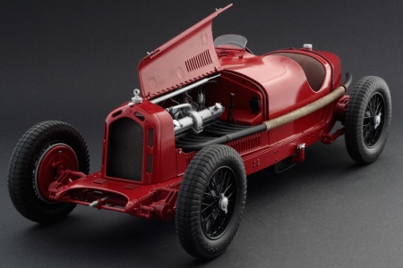 4706ИТ Автомобиль ALFA ROMEO 8C 2300 Monza Italeri