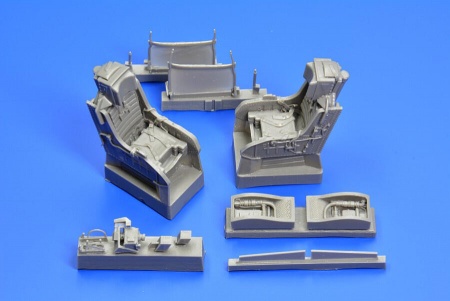 SH32059 T-2 Buckeye Camuflaged Trainer Special Hobby