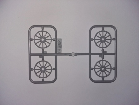 24026 Model T 1913 Speedster с американскими автоспортсменами ICM