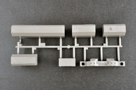 01082P TEL of RS-12M1 Topol-M Trumpeter