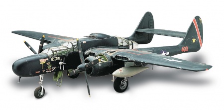 17546RE Ночной истребитель Northrop P-61 Black Widow Revell