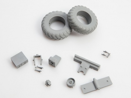 1560AVD Сборная модель Одноосный тягач МАЗ-529 AVD Models