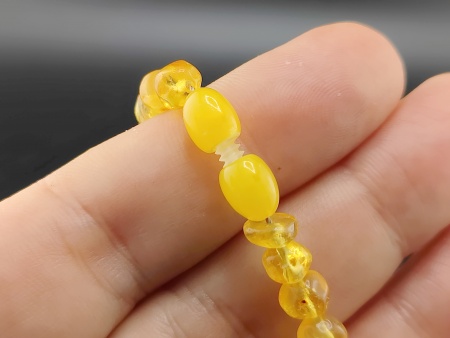 AAM0038 Бусы из натурального янтаря детские