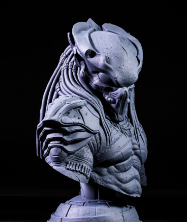 AM1027 Бюст Хищник