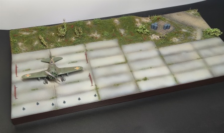 HE-48030 Подставка Аэродром Размер 74х35см