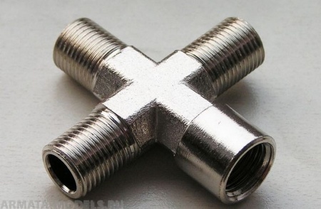 3012 Разветвитель, 1 вход (гайка), 3 выхода (штуцер)